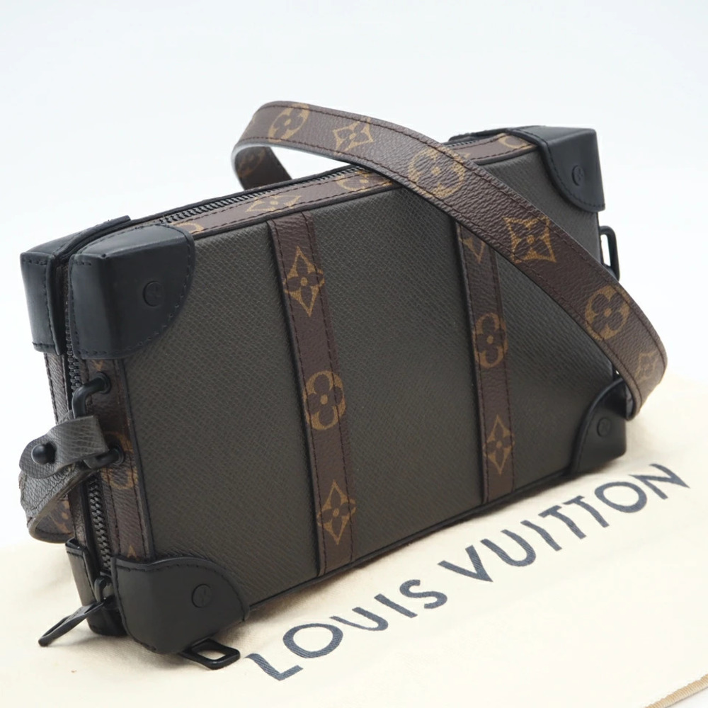 Louis Vuitton Taiga Monogram Soft Trunk Wallet shoulder bag Brown Black Khaki